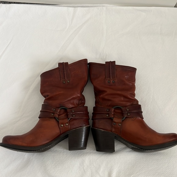 Frye Carmen Harness Short Boots - Picture 2 of 10